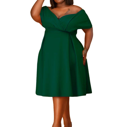 Robes de soirée décolletées pour femmes avec jupe fluide et drapé élégant Chic und Stil