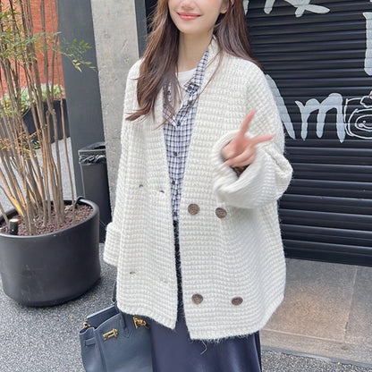 Dame cardigan avec fermeture à double bouton et matériau doux Chic und Stil