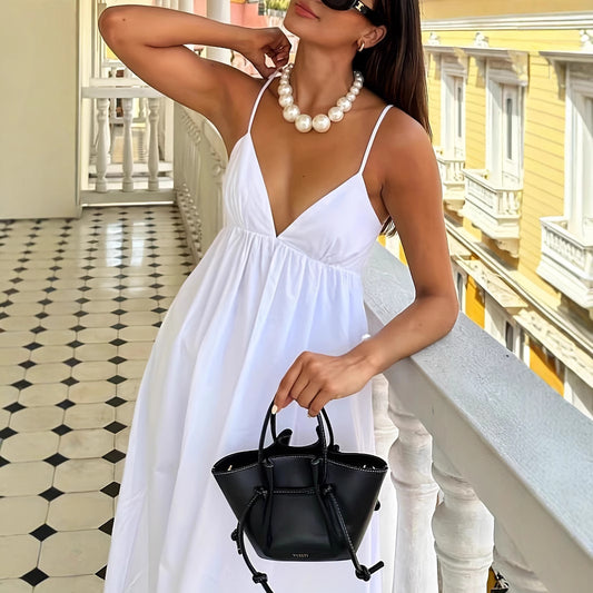 Robe d'été légère pour femmes avec décolleté en V profond et bretelles spaghetti Chic und Stil