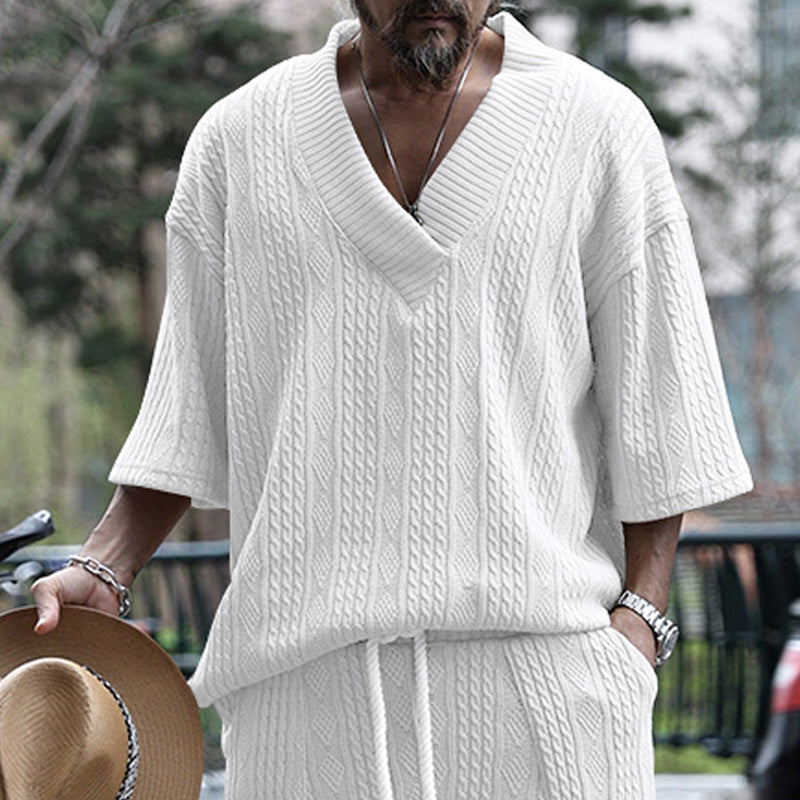 Men's casual knit pullover with V-neck and decorative cable pattern Chic and style
