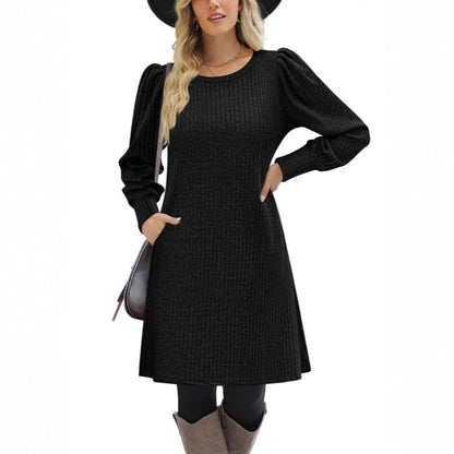 Robe pull pour femmes avec détails en volants et poches latérales Chic und Stil