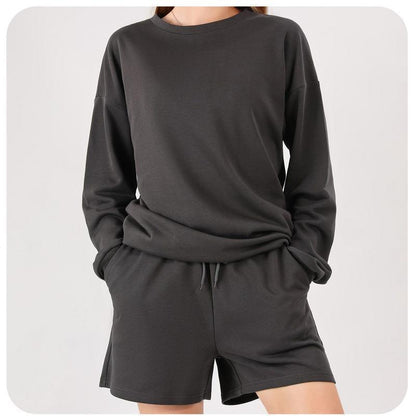 Dames ensemble décontracté de sweat-shirt et de shorts Chic und Stil
