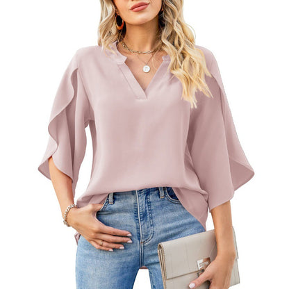 Blouse confortable pour femmes avec des manches larges et un décolleté en V Chic und Stil