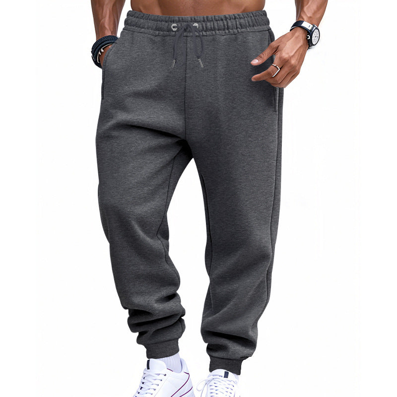 Comfortable sports pants for men with elastic waistband and practical side pockets Chic and Style