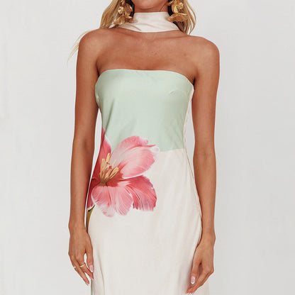 Robe maxi élégante sans épaules pour femmes avec design floral et coupe cintrée Chic und Stil