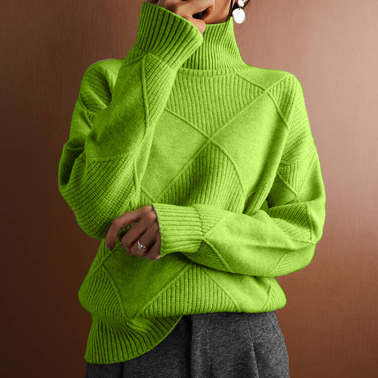 Pull femme à col montant tendance avec une optique structurée Chic und Stil