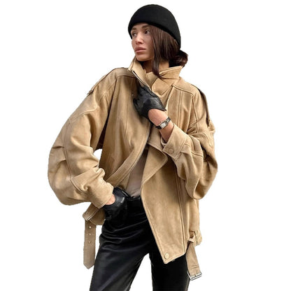 Dame Veste en daim oversize avec coupe asymétrique et détails à la mode Chic und Stil