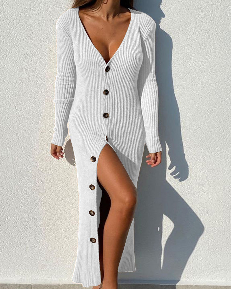 Robe en tricot pour femmes avec patte de boutonnage et décolleté fendu Chic und Stil