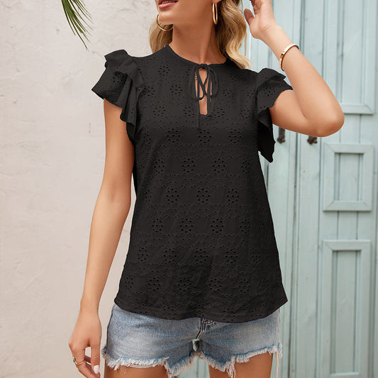 Chemisier pour femmes avec des détails en volants et un motif perforé Chic und Stil