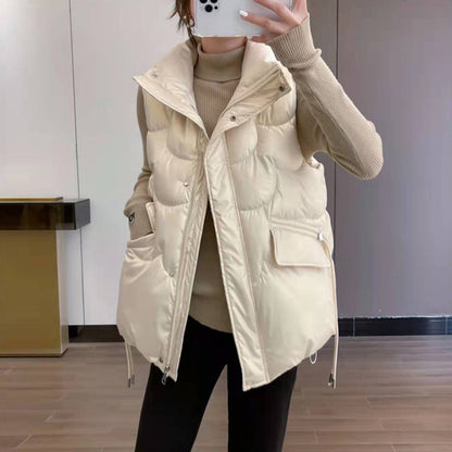 Dames Gilet matelassé avec col montant et poches zippées sur les côtés Chic und Stil