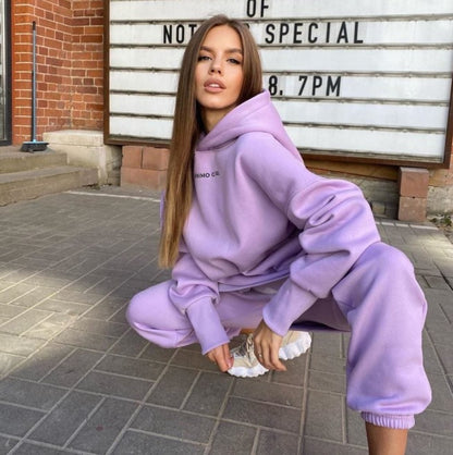 Women's oversized hoodie and jogger pants set Chic and Style