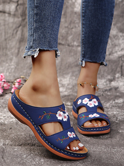 Sandales à brides féminines à broderies florales et semelle intérieure confortable Chic und Stil