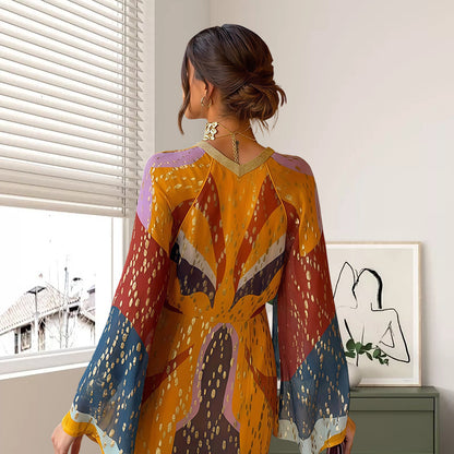 Robe maxi pour femmes avec imprimé coloré et manches longues modernes Chic und Stil