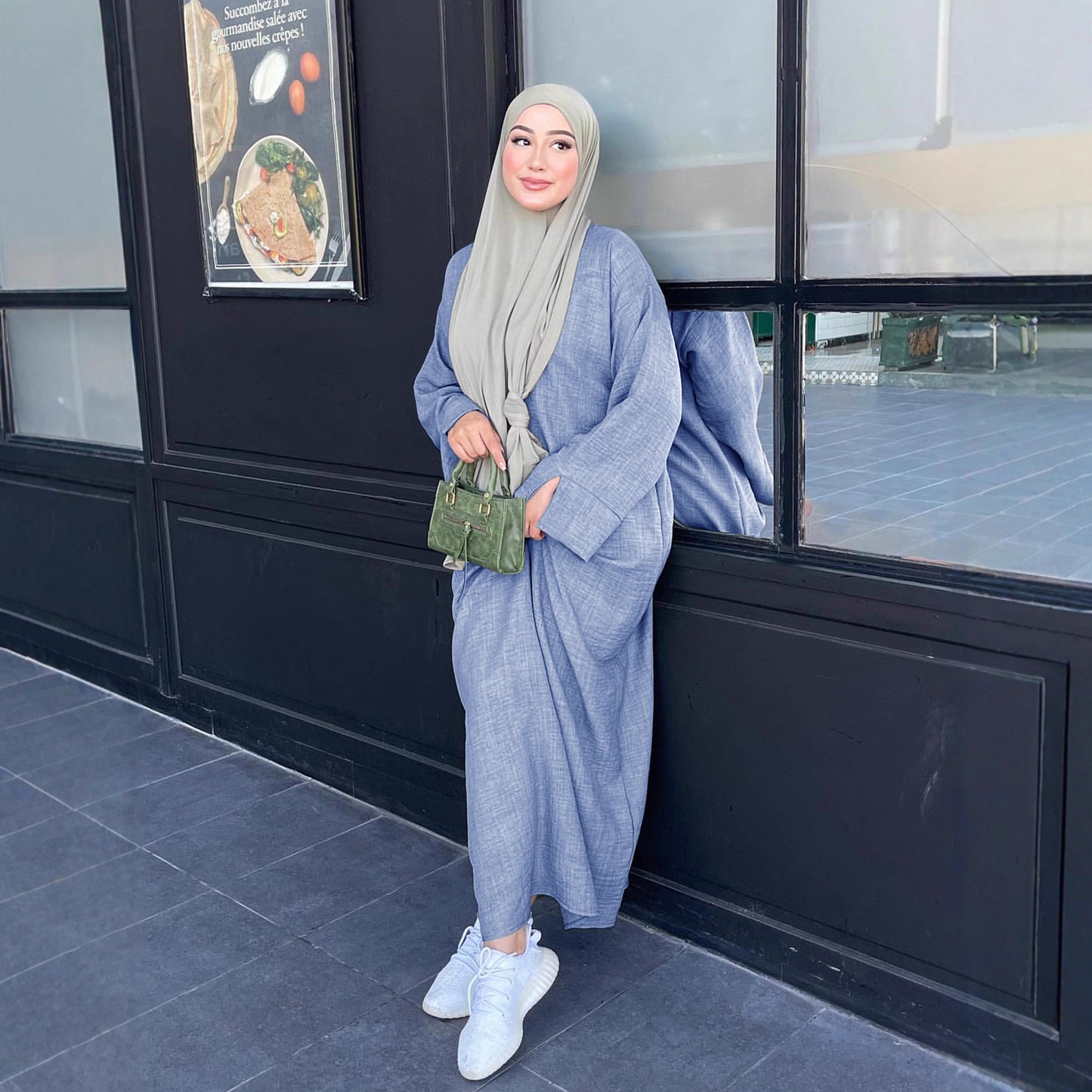 Dames Robe maxi à la mode avec des manches volumineuses et une coupe élégante Chic und Stil