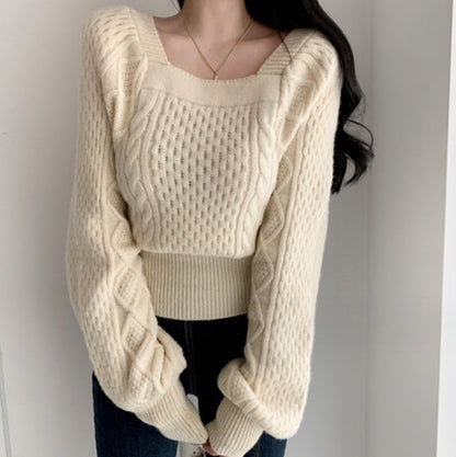 Pull femme en grosse maille avec des détails de tresse modernes et un col carré Chic und Stil
