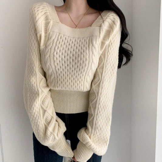 Pull femme en grosse maille avec des détails de tresse modernes et un col carré Chic und Stil