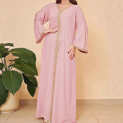 Robe kaftan pour femmes avec un élégant design de broderie et une coupe large Chic und Stil