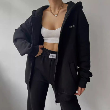 Casual and comfortable women's hoodie set with zipper and chic jogging pants