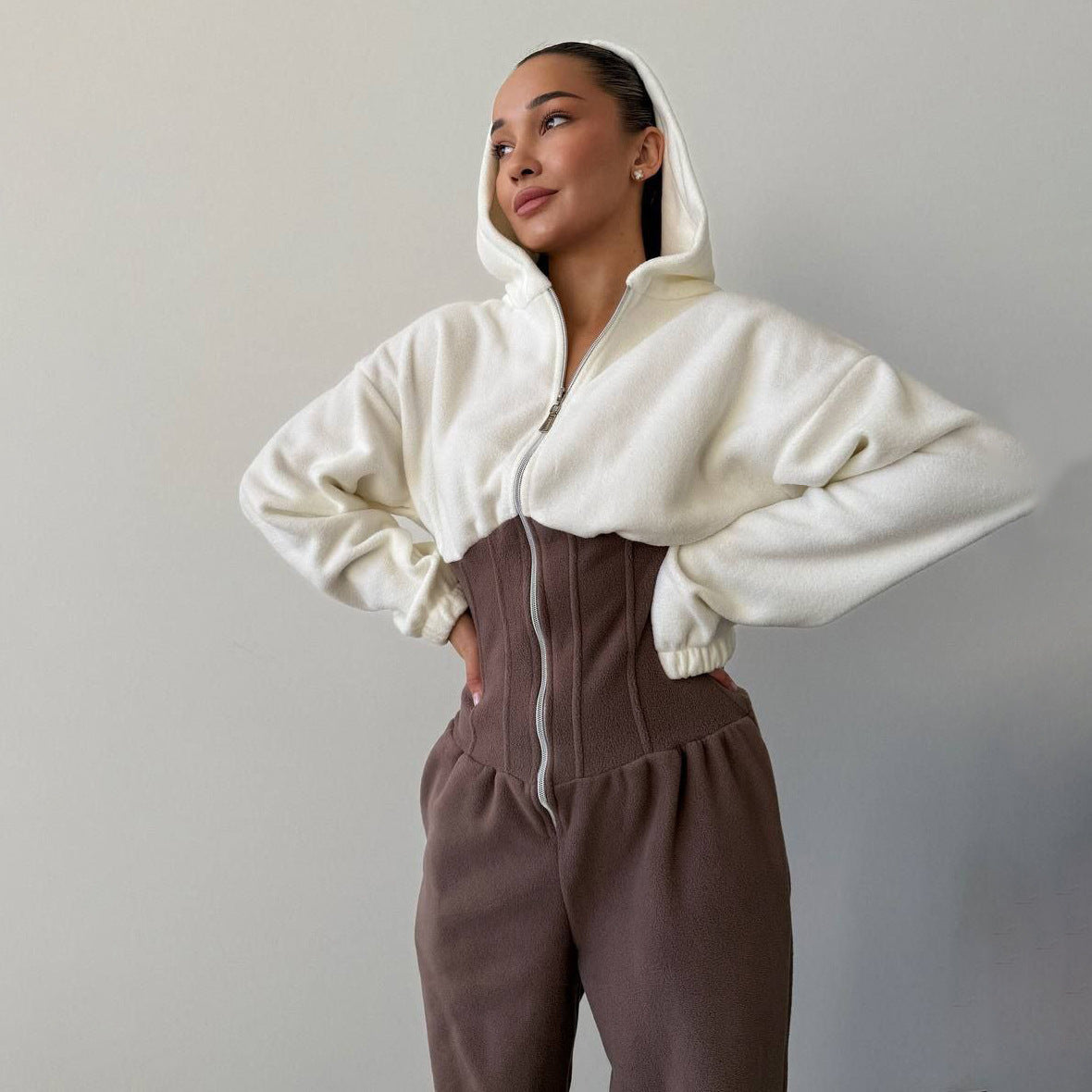 Dames Jumpsuit raffiné avec capuche Chic und Stil