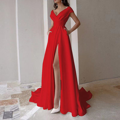 Robe maxi élégante pour femmes avec décolleté en V profond et fente latérale Chic und Stil