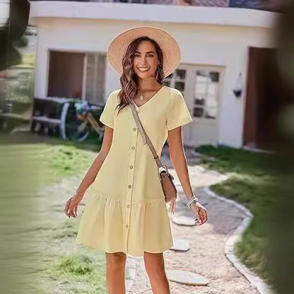 Robe décontractée pour femmes avec fermeture à boutons et volants Chic und Stil