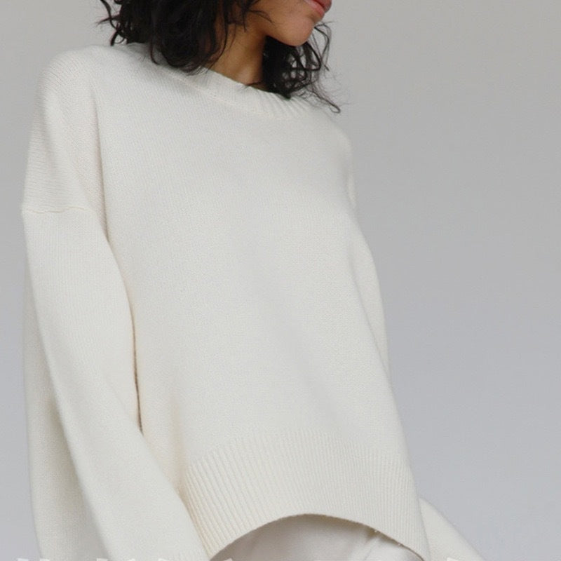 Dames pull-over surdimensionné avec un joli motif en tricot et de larges bords Chic und Stil