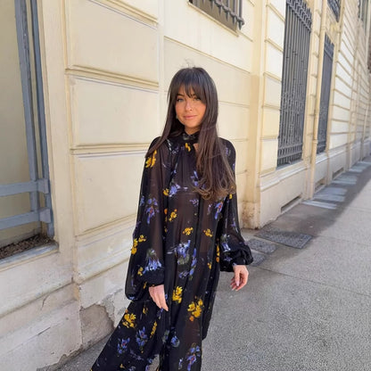 Robe maxi femme avec col montant élégant et design floral Chic und Stil