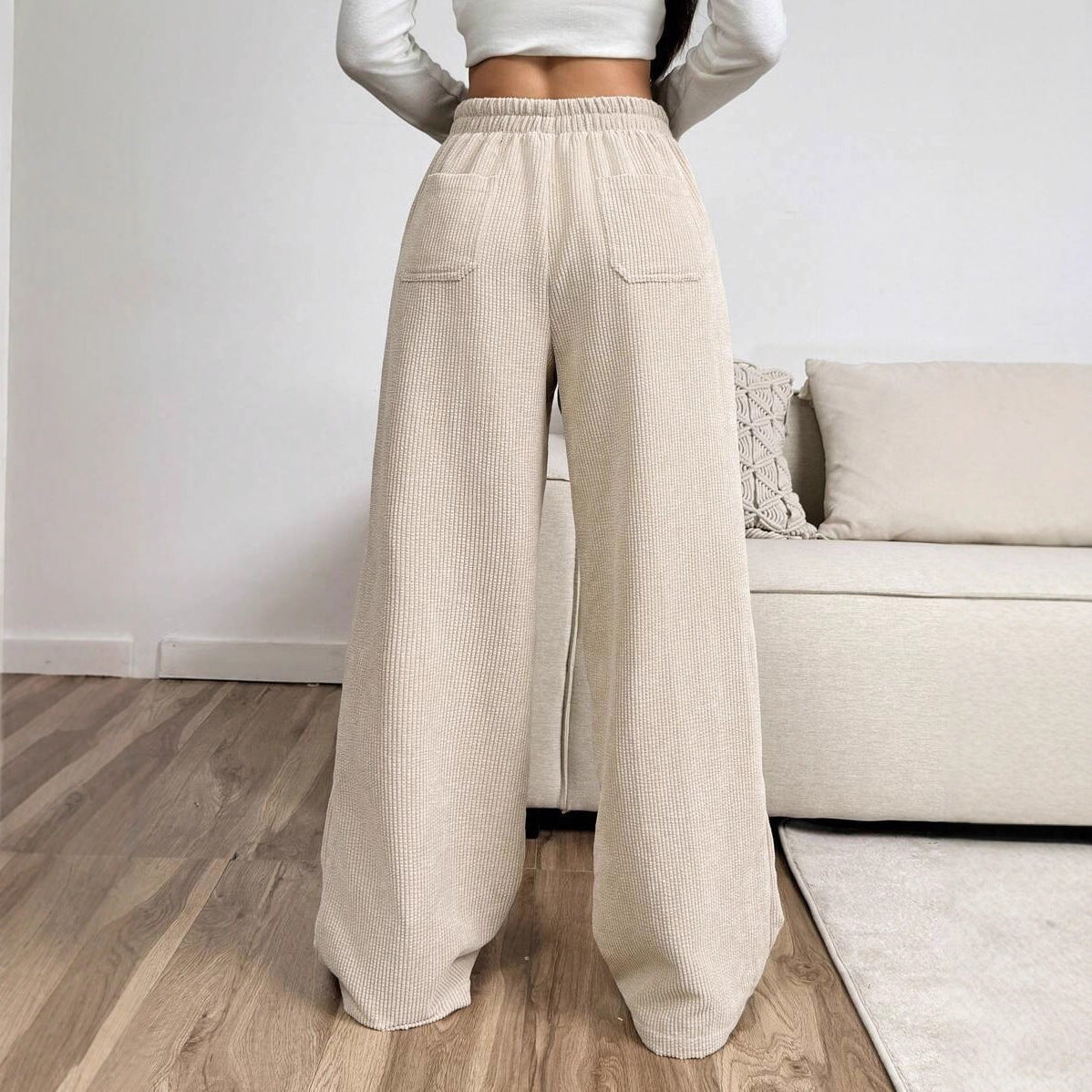 Women Comfortable Leisure Pants with Elastic Waist and Side Pockets Chic and Style