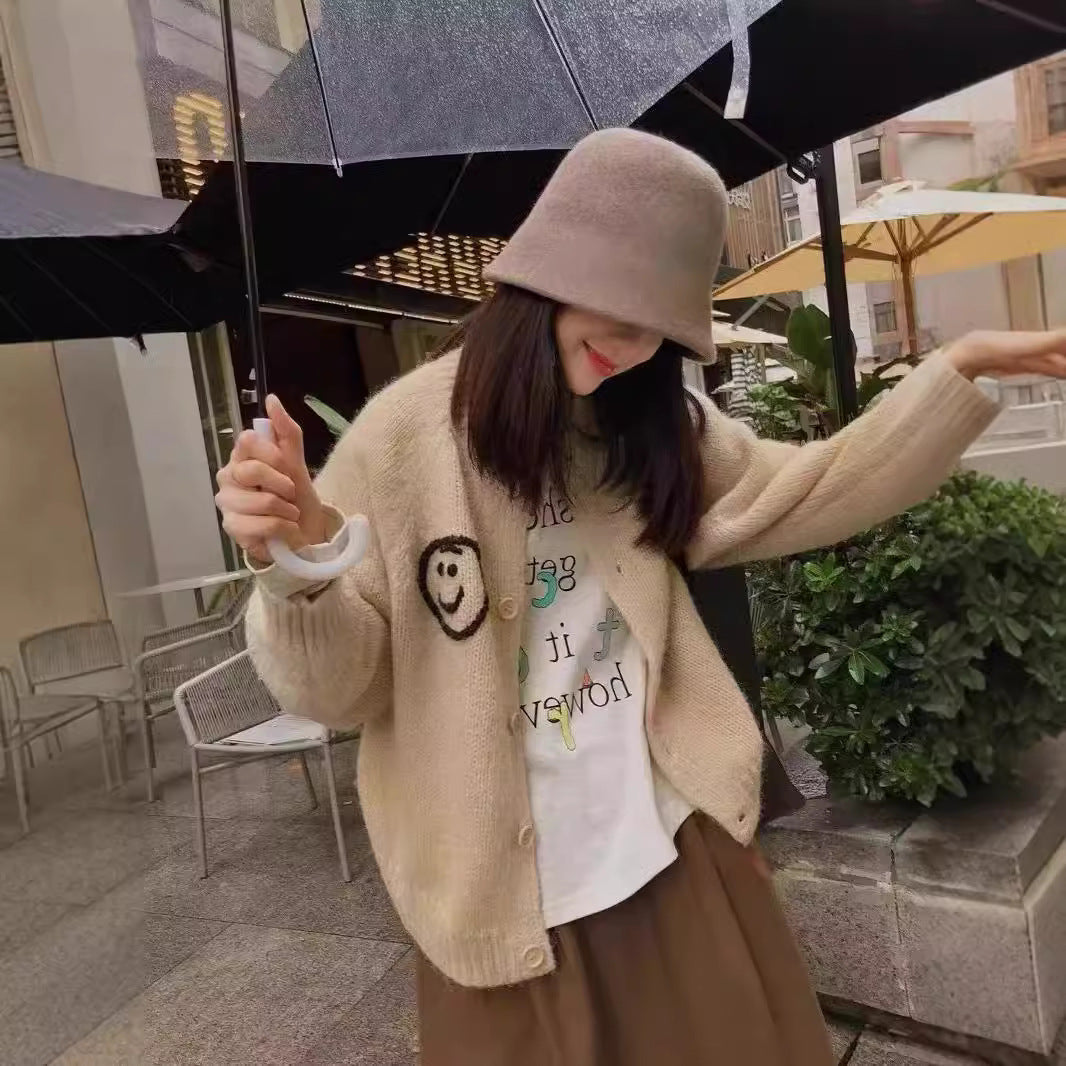 Cardigan femmes et tricot confortable avec motif Smiley ludique Chic und Stil