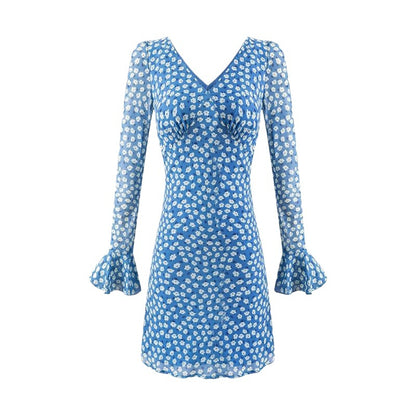 Robe chemise femme avec design floral et élégant décolleté en V Chic und Stil