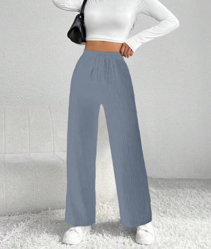 Wide pleated pants for women with elastic waist Chic und Stil
