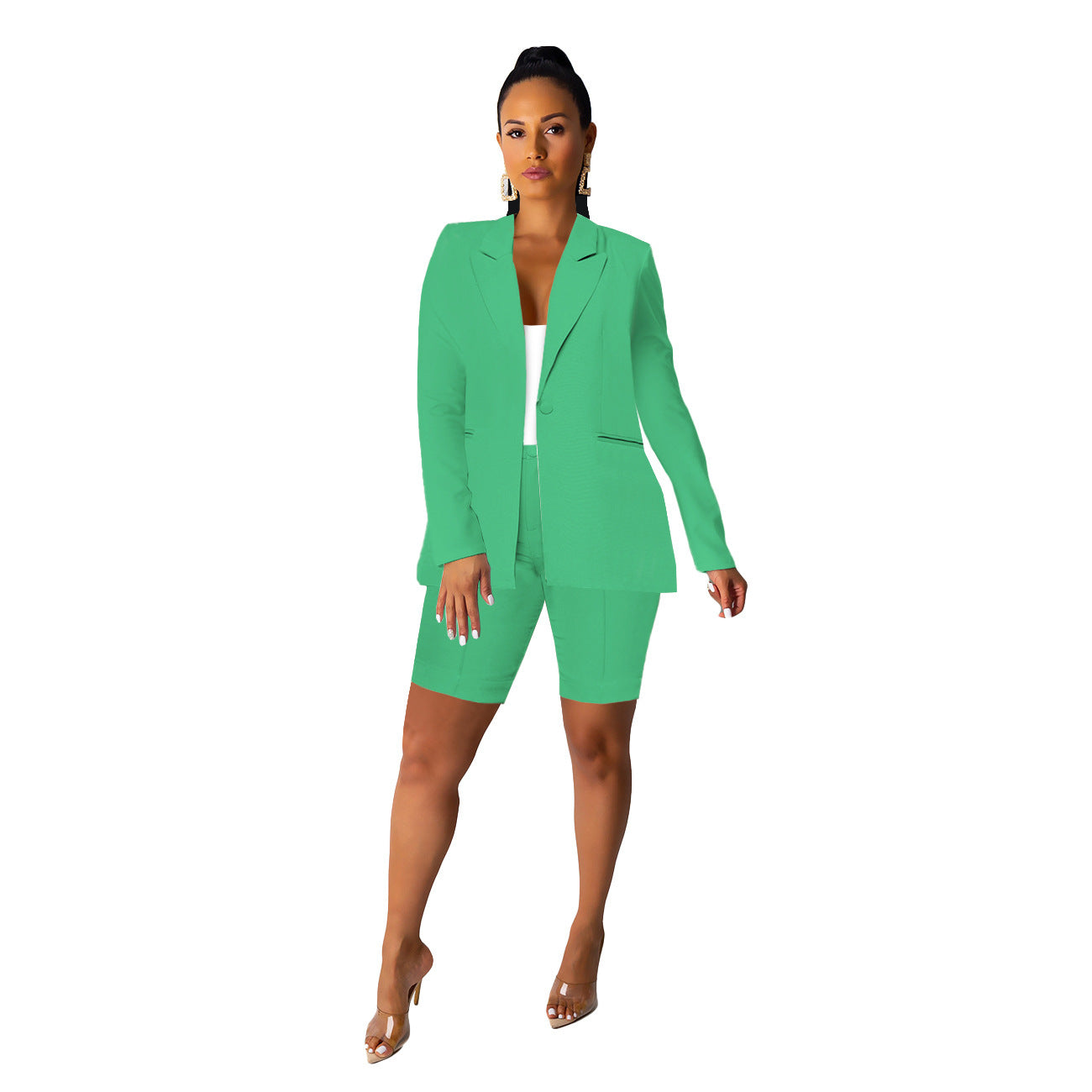 Elegant blazer set for women with shorts and refined details Chic and Style