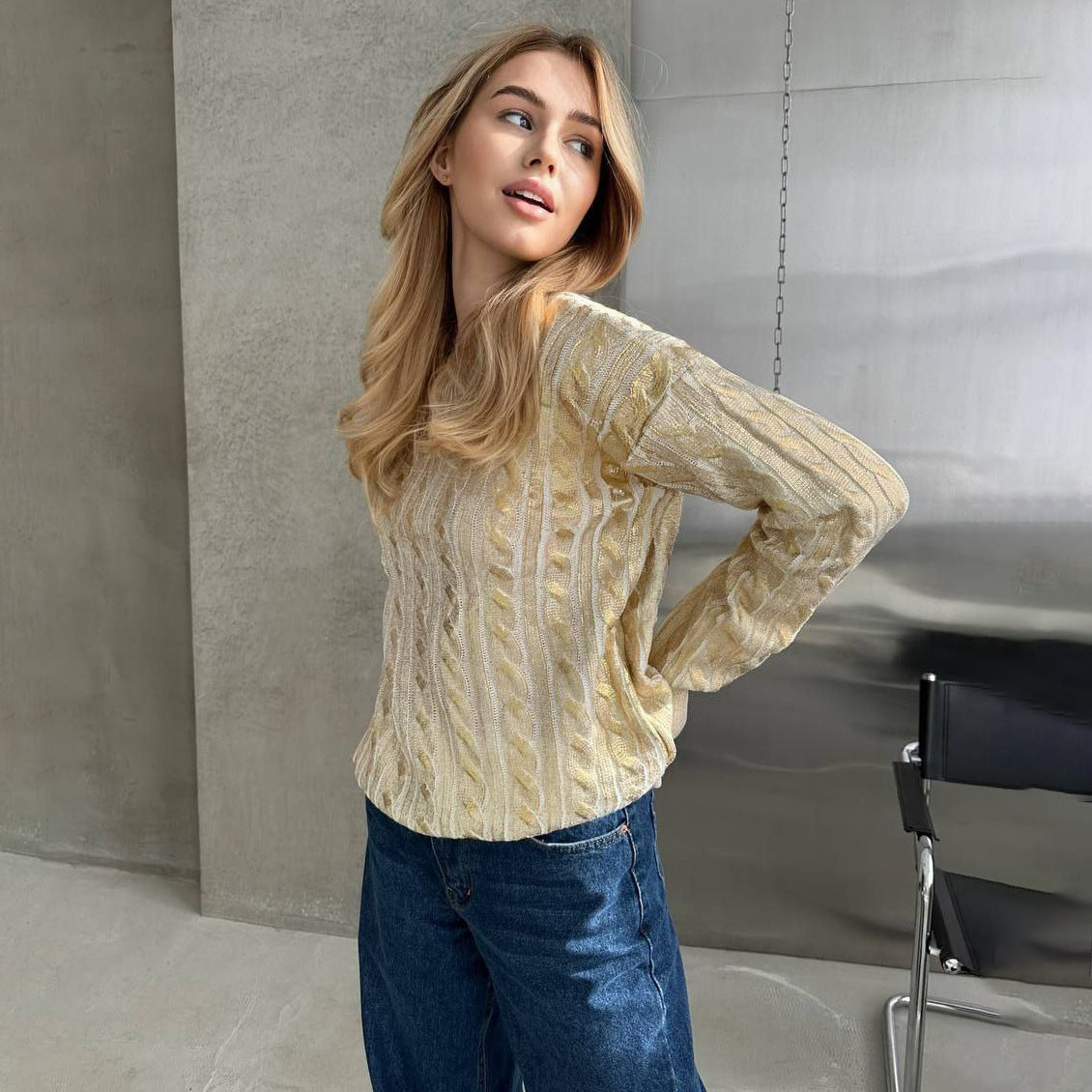 Pull en grosse maille pour femmes avec motif de tressage détaillé et coupe oversize Chic und Stil