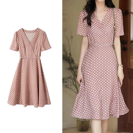 Robe midi portefeuille à pois pour femmes Chic und Stil