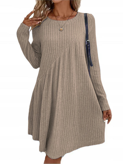 Robe en tricot décontractée pour femmes avec manches longues et ourlet asymétrique Chic und Stil