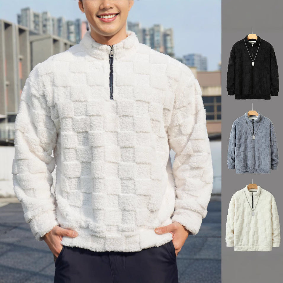 Comfortable fleece pullover for men with a high collar and zipper Chic und Stil