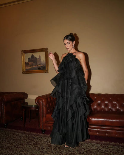 Robe maxi femme avec des volants volumineux et des accents floraux Chic und Stil