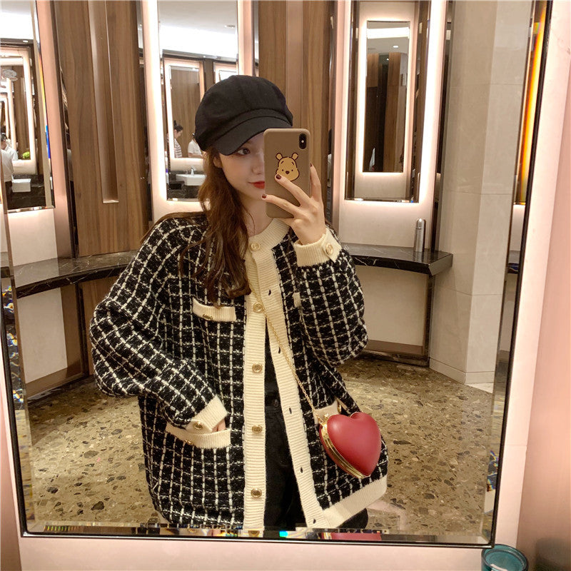 Dames élégant cardigan avec design imprimé et détails de boutons de haute qualité Chic und Stil