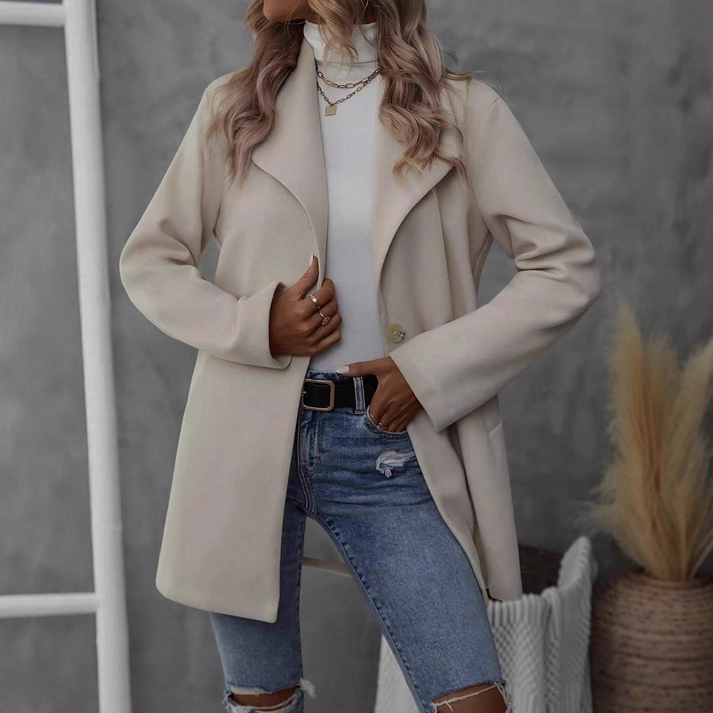 Dames élégant manteau court avec coupe minimaliste Chic und Stil