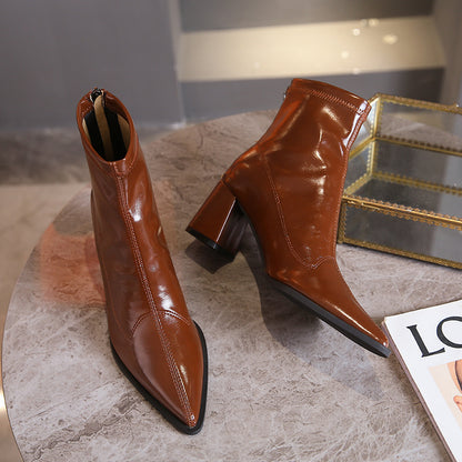 Bottes à la mode pour femmes au design classique Chic und Stil