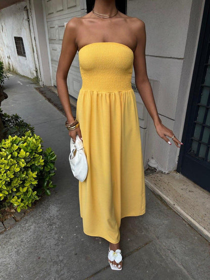 Robe maxi sans manches pour femmes avec un haut froncé Chic und Stil