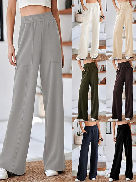 Loose sports pants for women with elastic waistband and practical side pockets Chic and Style