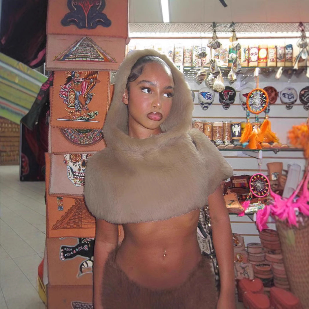 Dames Cape en fausse fourrure à capuche Chic und Stil