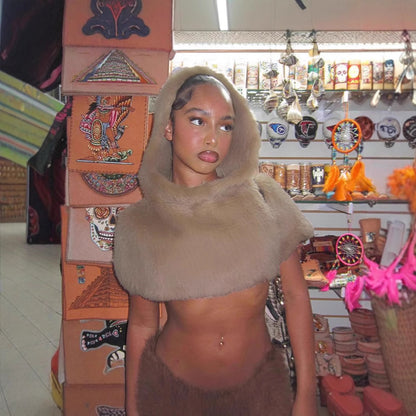 Dames Cape en fausse fourrure à capuche Chic und Stil