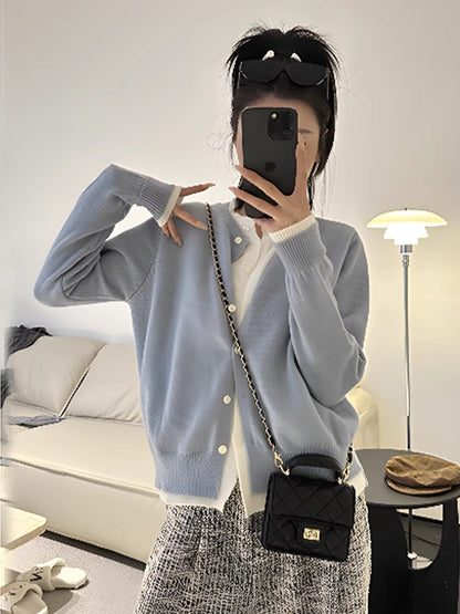 Dames elegante cardigan avec détails en bouton et matériau doux Chic und Stil