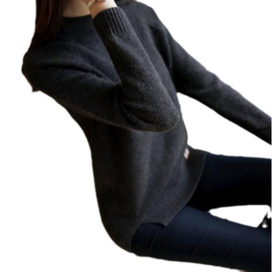 Elegant knitted pullover for women with textured fabric Chic and Style