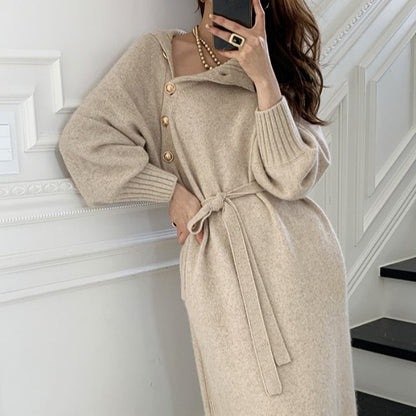 Robe en tricot élégante pour femme avec col roulé à la mode et fermeture à boutons détaillée Chic und Stil