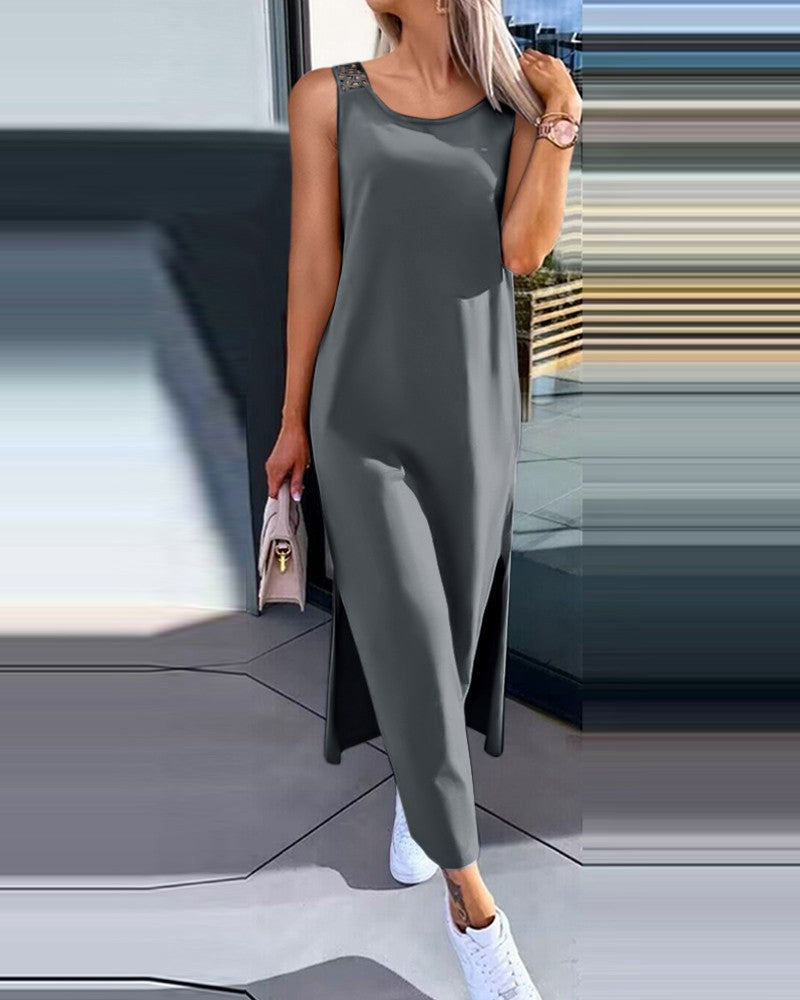 Ladies Elegant Maxi Dress with Back Details Chic and Stylish