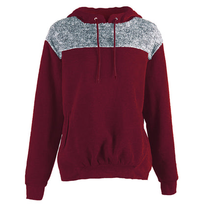 Pull à capuche pour femmes avec un design contrastant stylé et un ourlet élastique Chic und Stil