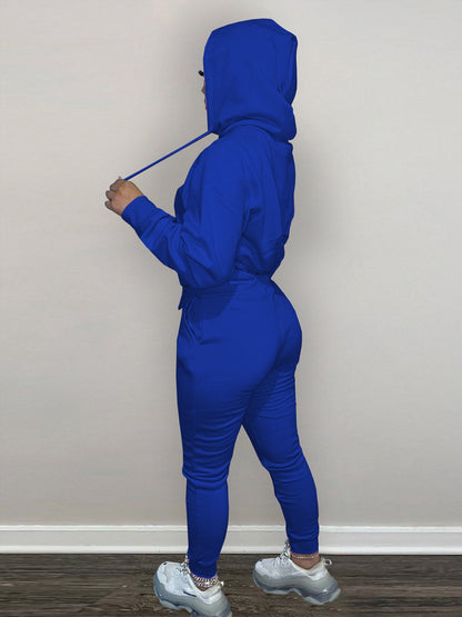 Hoodie and jogging pants set for women with cheerful floral pattern Chic and Style